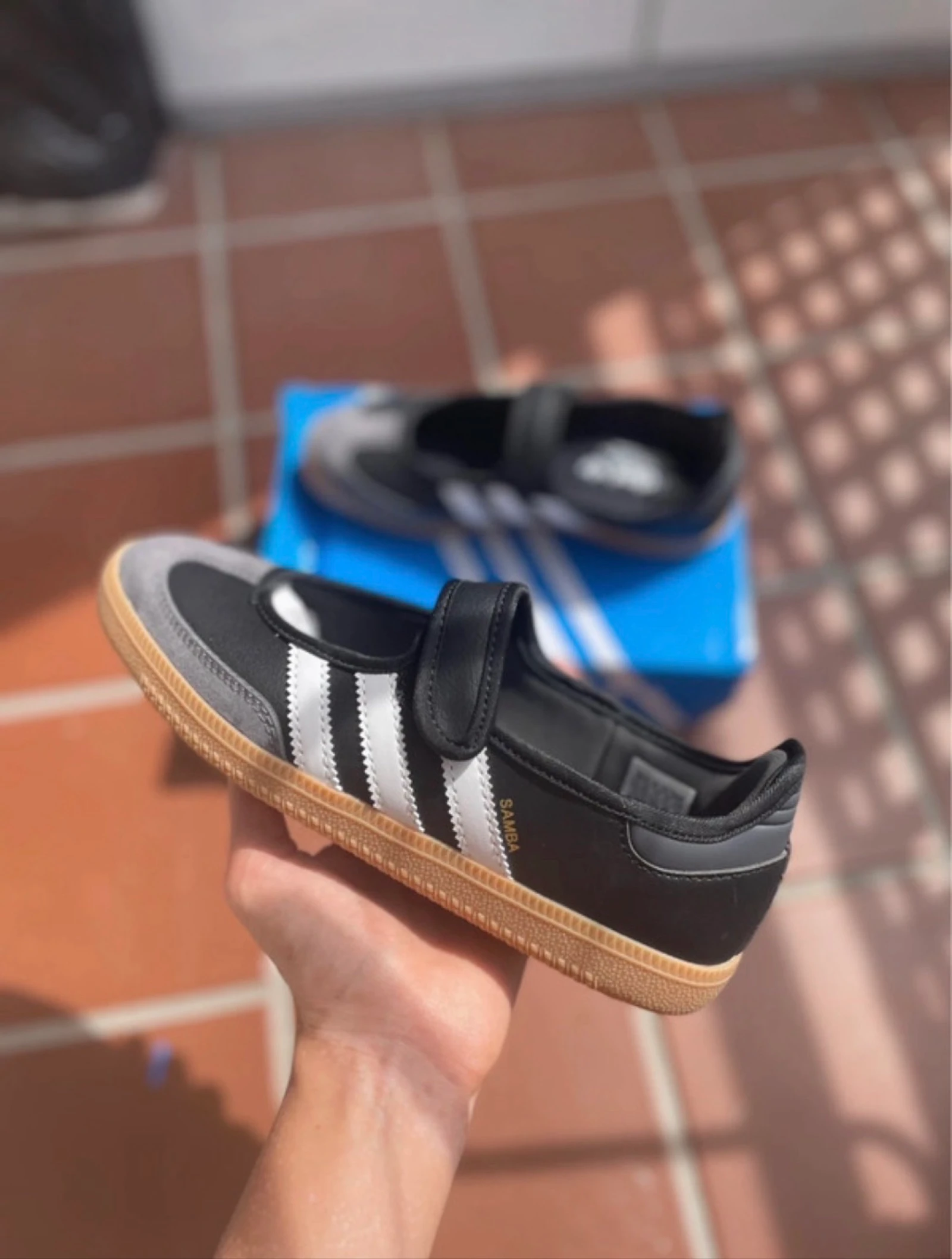 Adidas samba jane talla 39 color negro